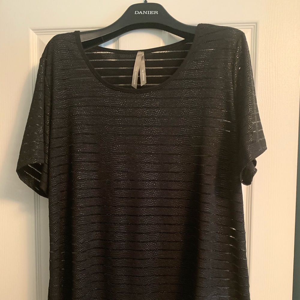 Ladies black plus size top